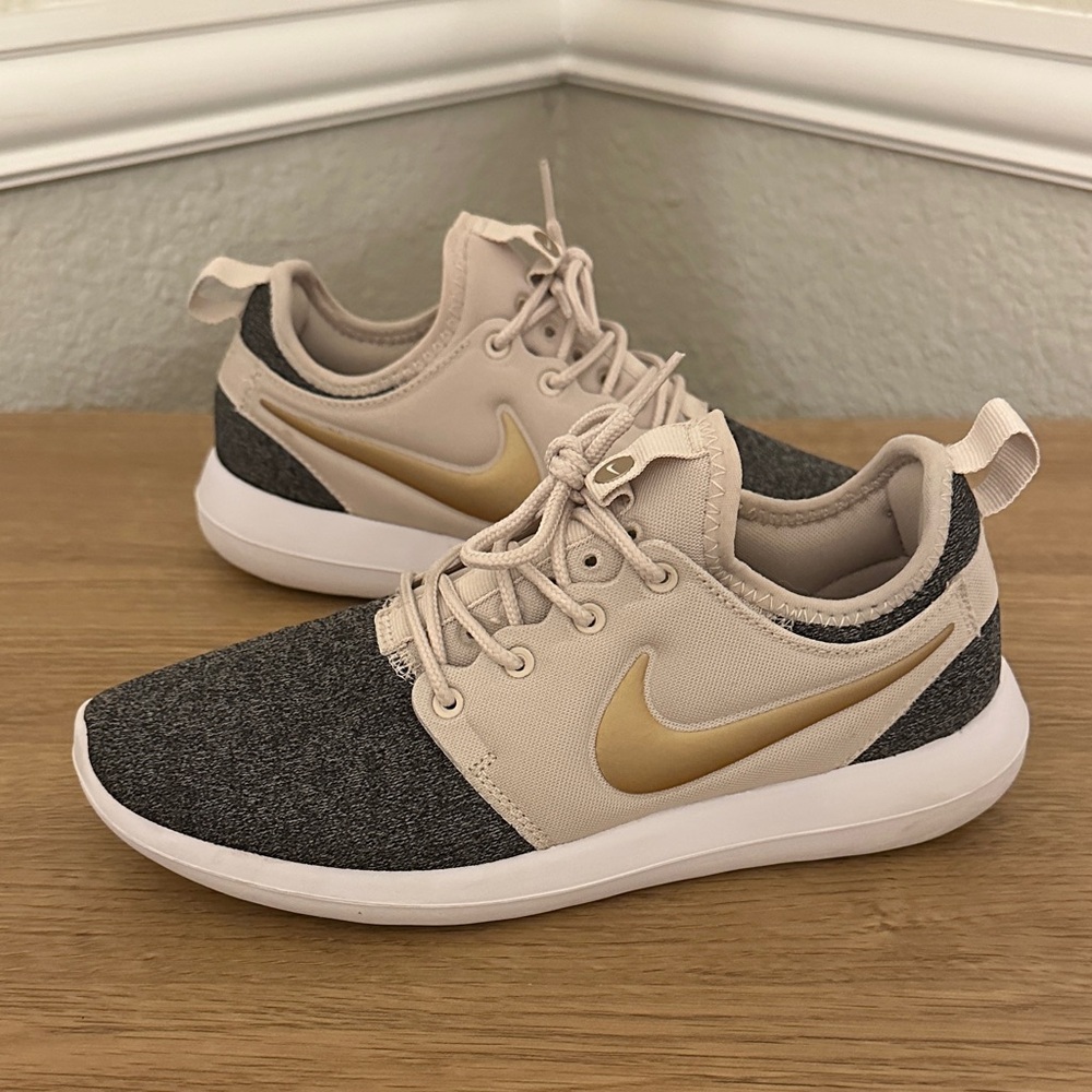 Nike Women's Tan and Gray Sneakers